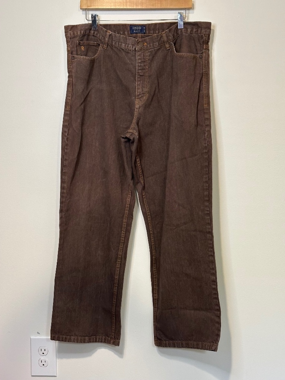 Vintage Brown Izod Jeans Relaxed Fit 38W X 30L